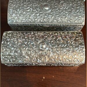 Silver ornate jewellery keys case NWOT